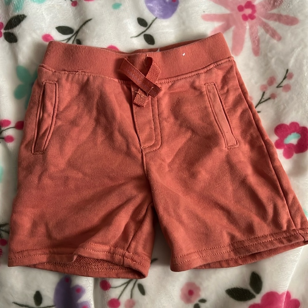 Garanimals salmon color boy shorts size 18 months